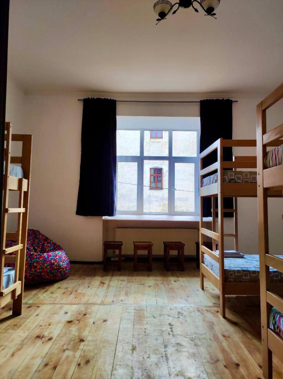 Hostel Europe-U Lviv Ngoại thất bức ảnh