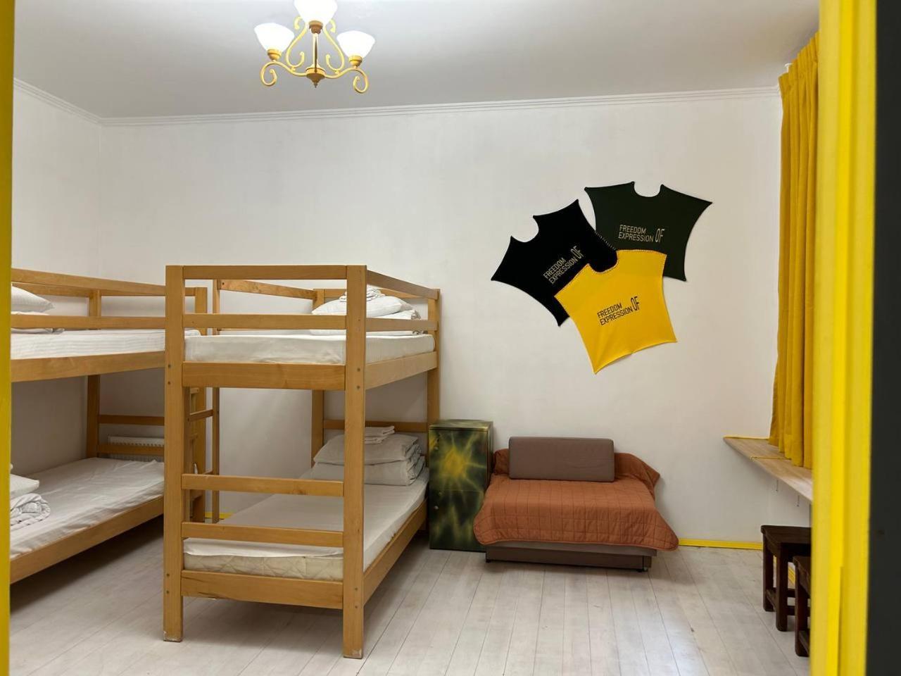 Hostel Europe-U Lviv Ngoại thất bức ảnh