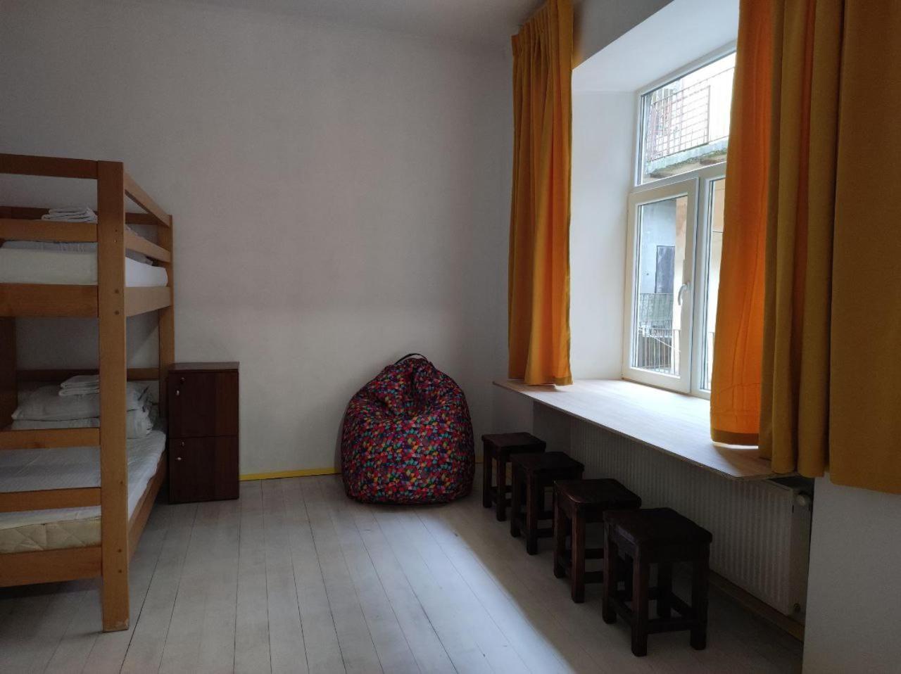 Hostel Europe-U Lviv Ngoại thất bức ảnh