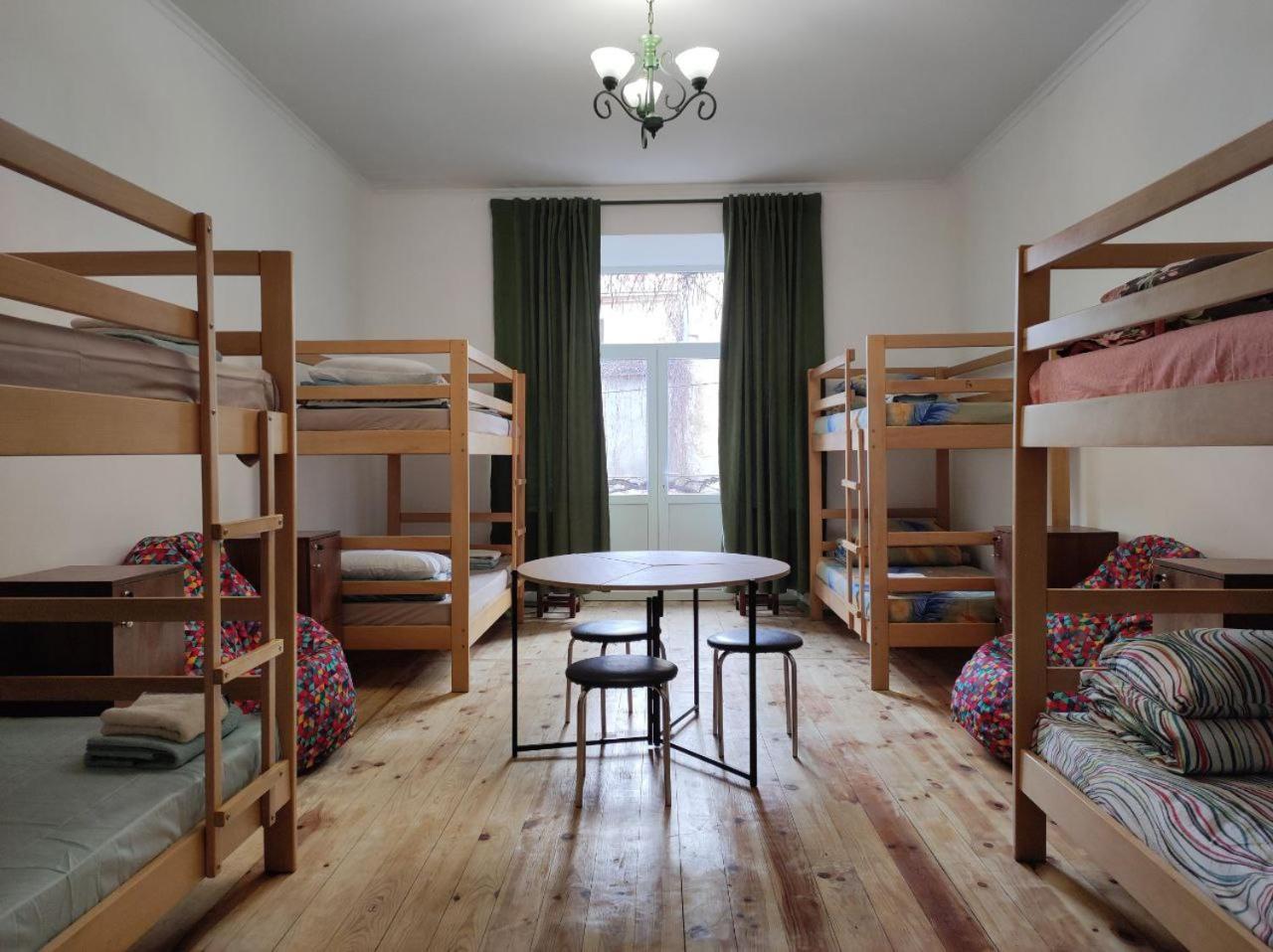 Hostel Europe-U Lviv Ngoại thất bức ảnh