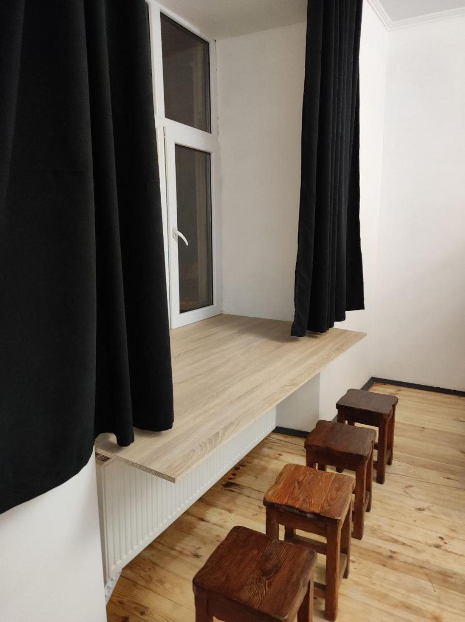 Hostel Europe-U Lviv Ngoại thất bức ảnh