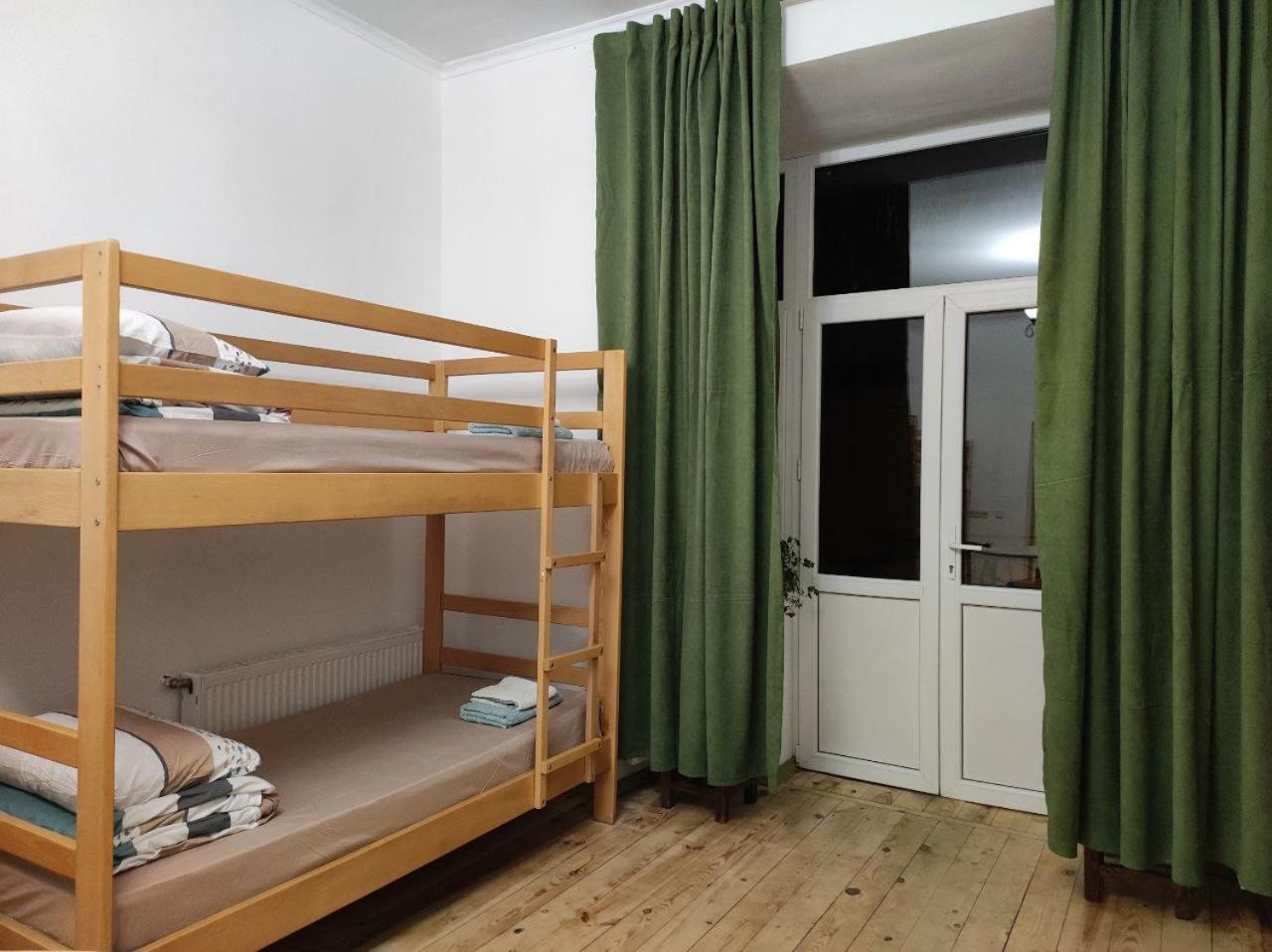 Hostel Europe-U Lviv Ngoại thất bức ảnh