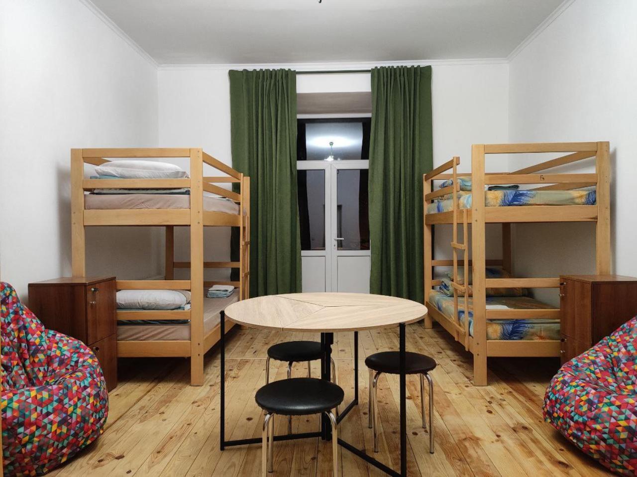 Hostel Europe-U Lviv Ngoại thất bức ảnh